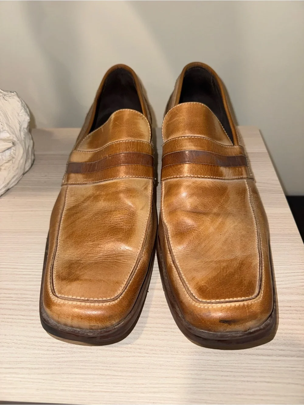 Kenneth Cole Reaction sleek slip